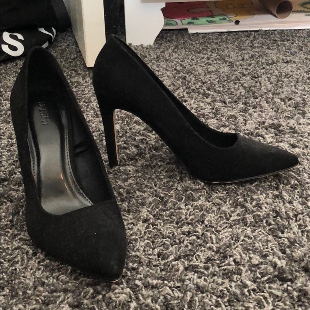 Black heels